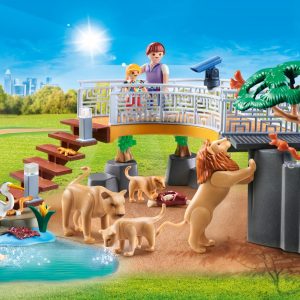 Playmobil diversion en familia recinto exterior