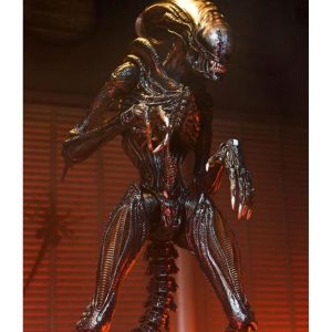 Ultimate scorched xenomorph scale action fig.